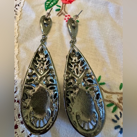 Black and Silver Drop Earrings for special occasions - Picture 3 of 4